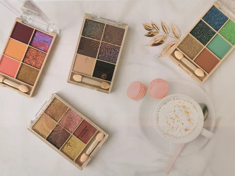 Body Collection 6 Pan Eyeshadow Medusa