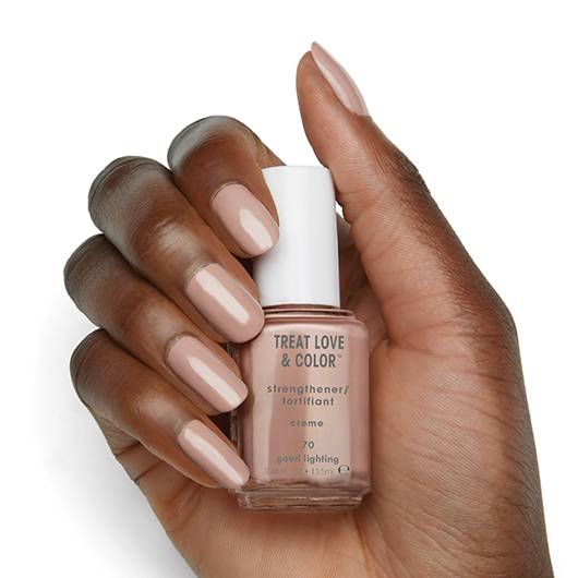 Essie Treat Love & Color Strengthener 70 Good Lighting Cream
