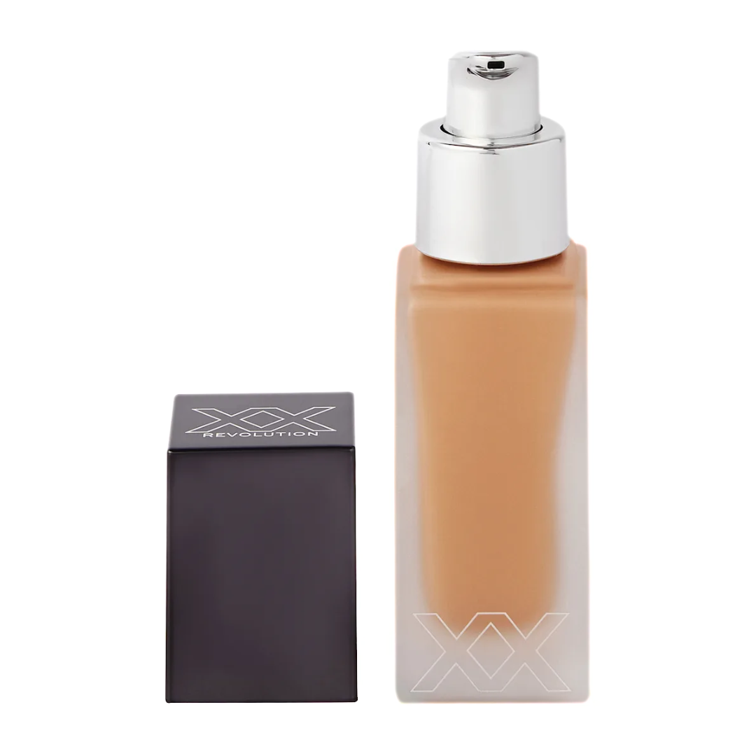 Revolution XX Liquid Skin Fauxxdation Foundation FX8.2