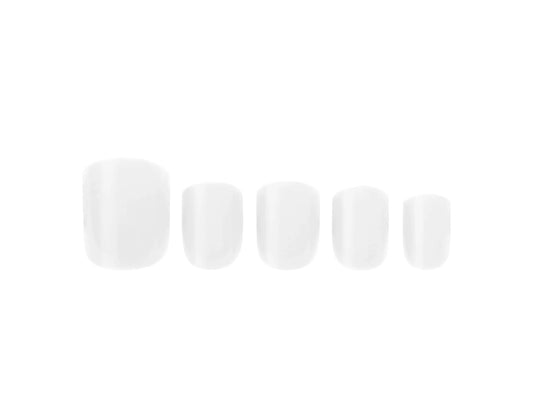 W7 Glamorous Nails White Lily
