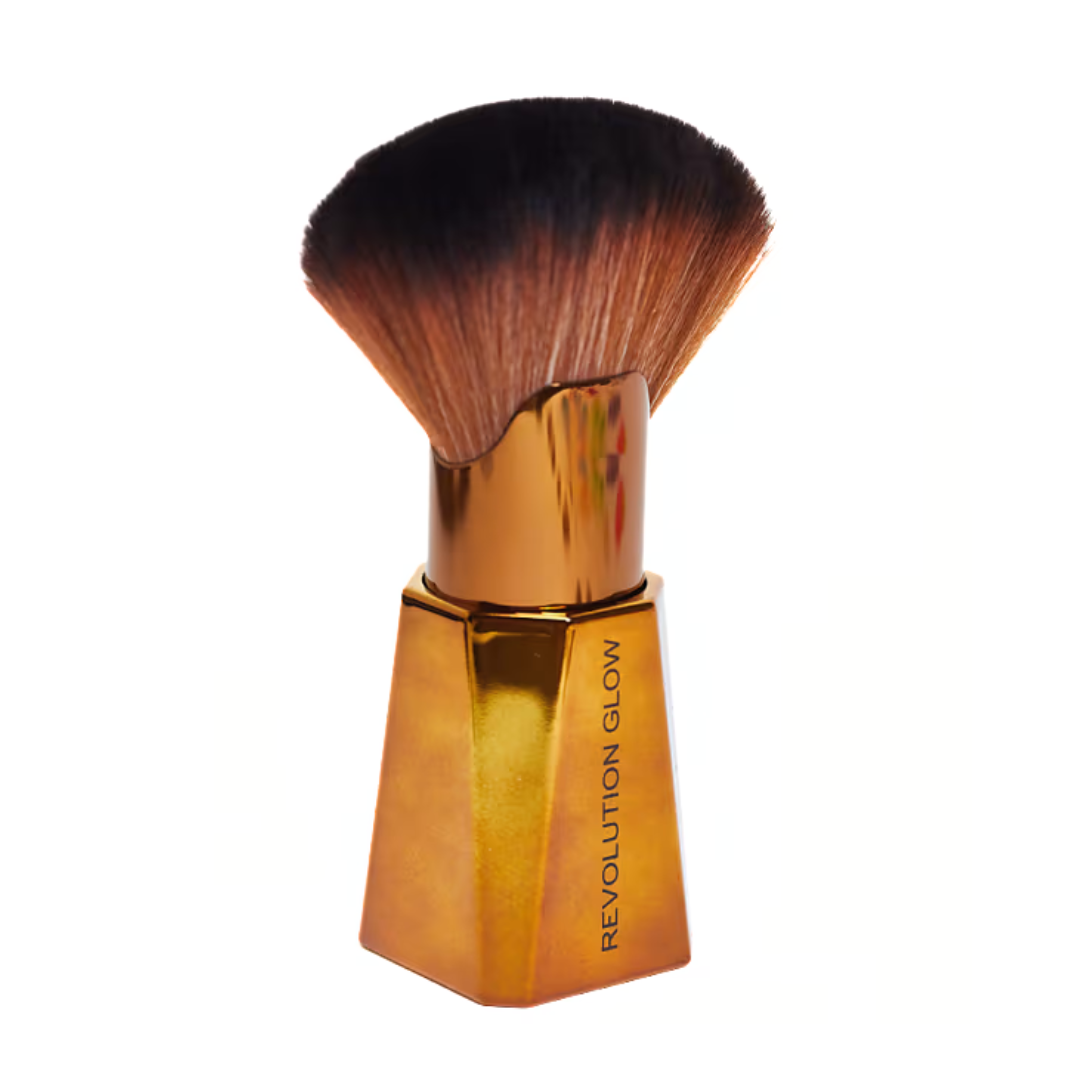 Revolution Glow Splendour Fan Highlighting Brush