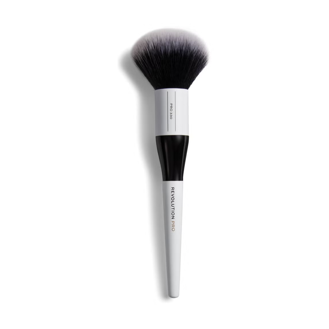 Revolution Pro 330 Large Fluffy Powder Brush