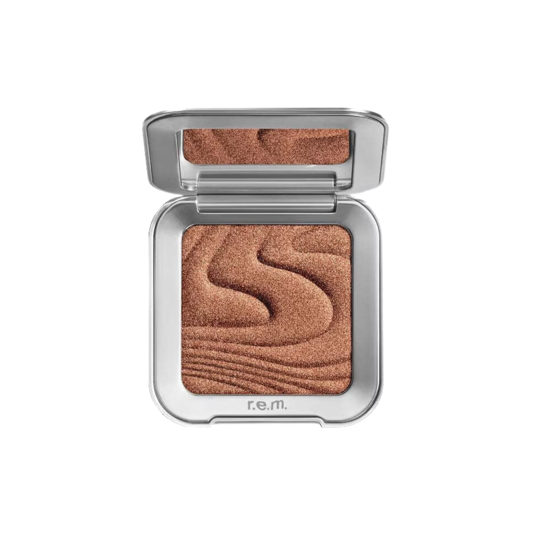 r.e.m beauty Interstellar Highlighter Topper Miss Mars