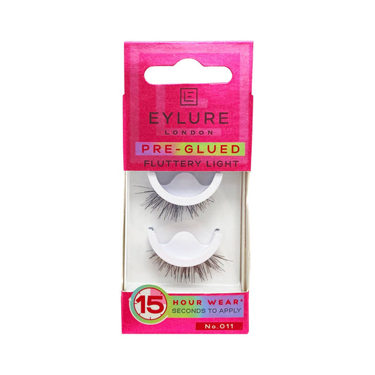 Eylure pre glued fluttery light Lashes